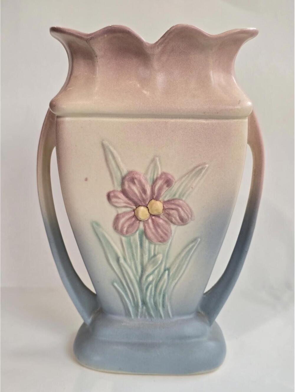 Vintage Hull Pottery Vase Pink And Blue Iris 405 8.5"  Beautiful, ✔️ Photos READ